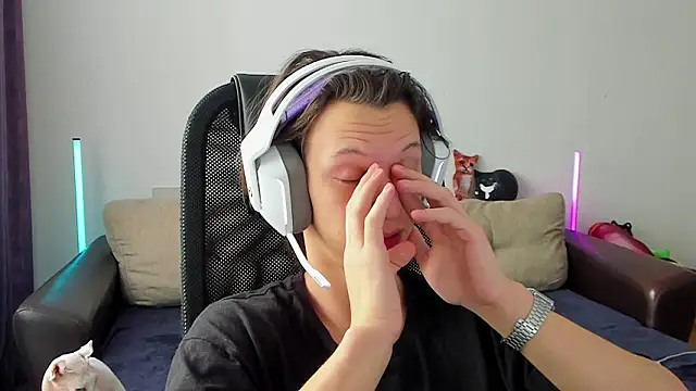 Ostin meow online show from March 4, 2026, 7:03 am