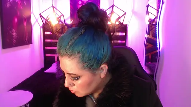 scarleth blue online show from May 22, 2026, 3:13 am