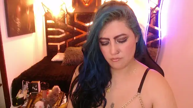 scarleth blue online show from May 29, 2026, 4:32 am