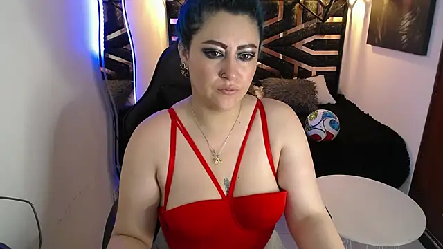 scarleth blue online show from June 9, 2026, 3:07 am
