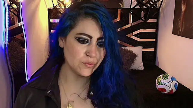 scarleth blue online show from June 13, 2026, 4:21 am