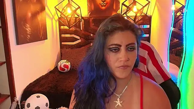 scarleth blue online show from June 25, 2026, 7:07 pm
