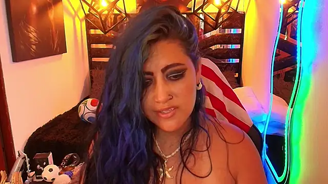scarleth blue online show from June 26, 2026, 7:13 am