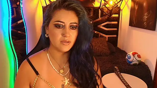 scarleth blue online show from July 8, 2026, 3:11 am
