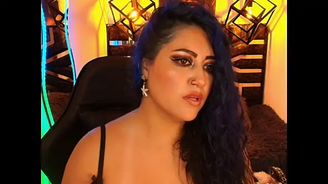 scarleth blue online show from July 20, 2026, 3:10 am