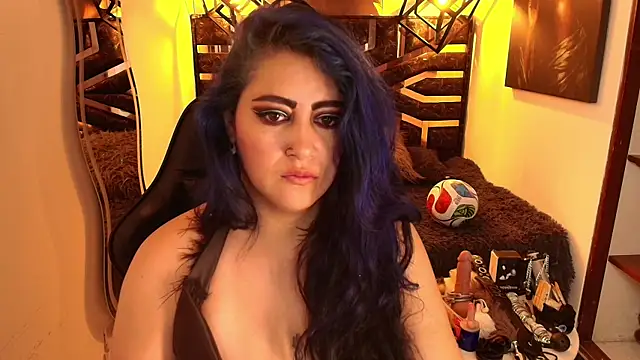 scarleth blue online show from July 29, 2026, 3:15 am