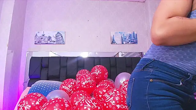 Snapshot of canela_oss chatting on February 11, 2025, 11:54 am canela oss online show from February 11, 2025, 11:54 am