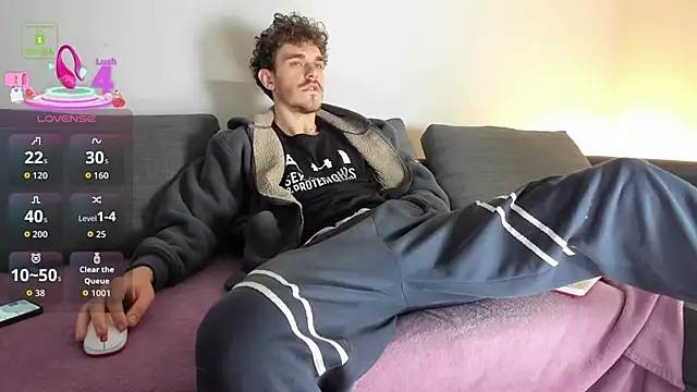 Snapshot of Perry_Knight chatting on November 14, 2025, 6:12 am Perry Knight online show from November 14, 2025, 6:12 am