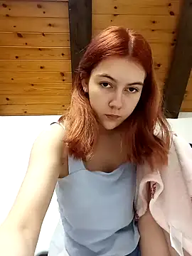 Snapshot of ella_grays chatting on December 29, 2024, 3:35 pm ella grays online show from December 29, 2024, 3:35 pm