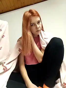 Snapshot of ella_grays chatting on January 7, 2025, 10:52 pm ella grays online show from January 7, 2025, 10:52 pm