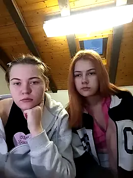 Snapshot of ella_grays chatting on January 18, 2025, 4:21 pm ella grays online show from January 18, 2025, 4:21 pm