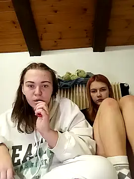 Snapshot of ella_grays chatting on January 21, 2025, 6:45 pm ella grays online show from January 21, 2025, 6:45 pm