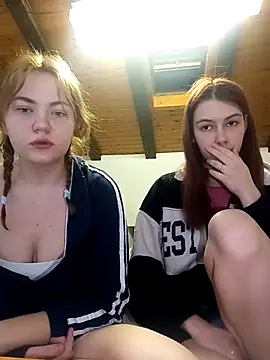 Snapshot of ella_grays chatting on February 24, 2025, 6:15 pm ella grays online show from February 24, 2025, 6:15 pm