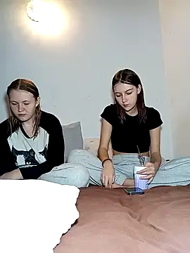 Snapshot of ella_grays chatting on October 12, 2025, 6:40 pm ella grays online show from October 12, 2025, 6:40 pm