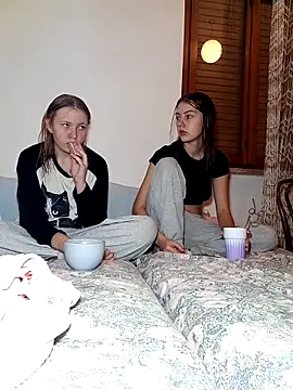 Snapshot of ella_grays chatting on October 14, 2025, 6:42 pm ella grays online show from October 14, 2025, 6:42 pm