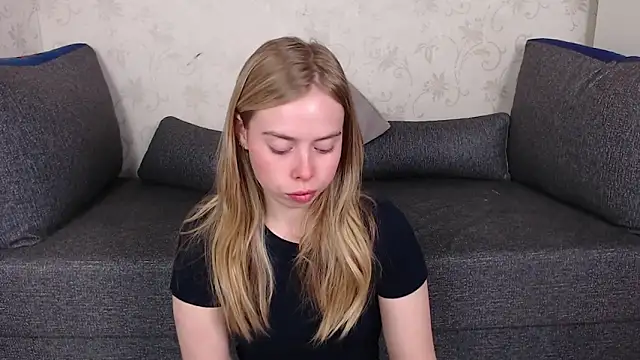 sofiaa here online show from May 14, 2026, 12:17 am