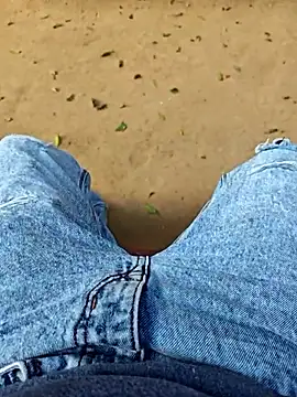 Snapshot of faaseel chatting on January 10, 2026, 10:39 am faaseel online show from January 10, 2026, 10:39 am