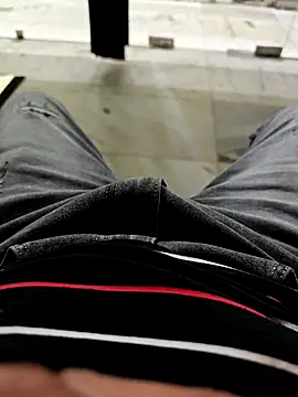 Snapshot of faaseel chatting on February 26, 2026, 11:42 am faaseel online show from February 26, 2026, 11:42 am