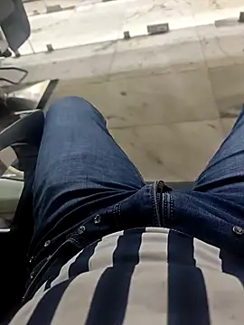 Snapshot of faaseel chatting on March 2, 2026, 9:49 am faaseel online show from March 2, 2026, 9:49 am