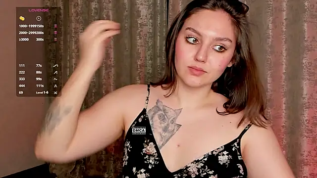 Snapshot of Hoot_owl_cb chatting on December 7, 2024, 9:00 pm Hoot owl cb online show from December 7, 2024, 9:00 pm