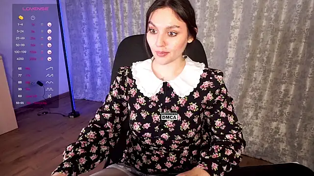 Snapshot of Hoot_owl_cb chatting on November 21, 2025, 3:44 pm Hoot owl cb online show from November 21, 2025, 3:44 pm