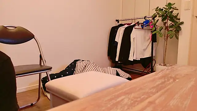 Snapshot of undo-busoku69 chatting on November 23, 2025, 12:49 pm undo-busoku69 online show from November 23, 2025, 12:49 pm