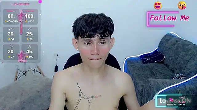 Snapshot of tanjiro_cute chatting on January 17, 2025, 9:49 am tanjiro cute online show from January 17, 2025, 9:49 am