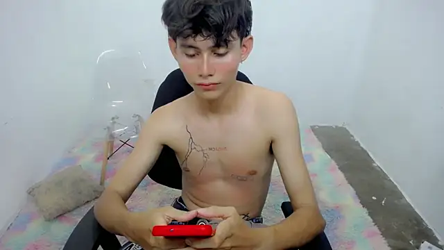 Snapshot of tanjiro_cute chatting on March 11, 2025, 3:16 am tanjiro cute online show from March 11, 2025, 3:16 am