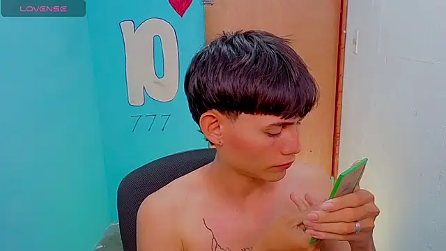 tanjiro cute online show from April 28, 2026, 3:55 am