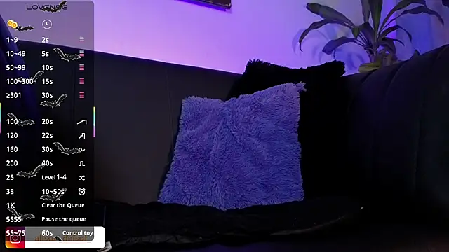 Snapshot of Alisson_Wynter chatting on February 26, 2026, 3:38 am Alisson Wynter online show from February 26, 2026, 3:38 am