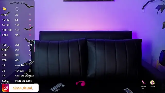 Snapshot of Alisson_Wynter chatting on March 2, 2026, 10:49 pm Alisson Wynter online show from March 2, 2026, 10:49 pm