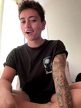 Chriss gomez2 online show from September 28, 2025, 10:37 pm