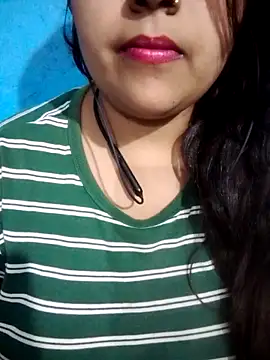 Snapshot of Love-Veronica chatting on May 5, 2026, 1:52 pm Love-Veronica online show from May 5, 2026, 1:52 pm