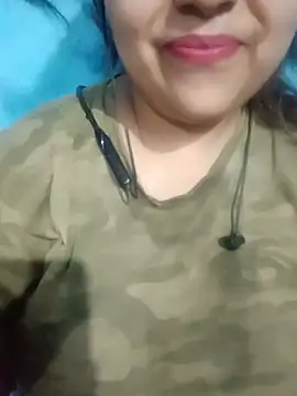 Snapshot of Love-Veronica chatting on June 10, 2026, 6:51 pm Love-Veronica online show from June 10, 2026, 6:51 pm