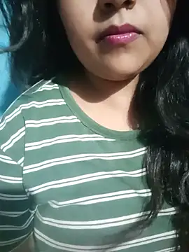 Snapshot of Love-Veronica chatting on June 19, 2026, 6:23 pm Love-Veronica online show from June 19, 2026, 6:23 pm