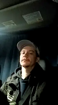 ChuckyyDee online show from December 20, 2024, 9:32 am