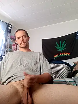 ChuckyyDee online show from September 13, 2025, 8:08 pm