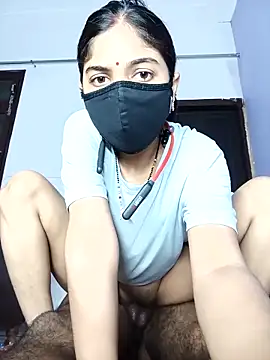 Snapshot of Amzing-Couple chatting on October 16, 2025, 6:53 pm Amzing-Couple online show from October 16, 2025, 6:53 pm