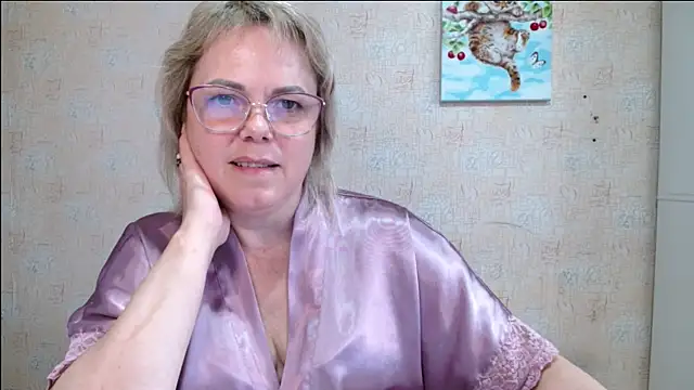 sweetsunset11 online show from July 31, 2026, 3:44 pm