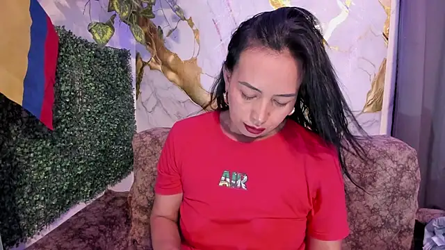 Snapshot of MeleekXXX_ chatting on July 6, 2026, 8:33 pm MeleekXXX online show from July 6, 2026, 8:33 pm