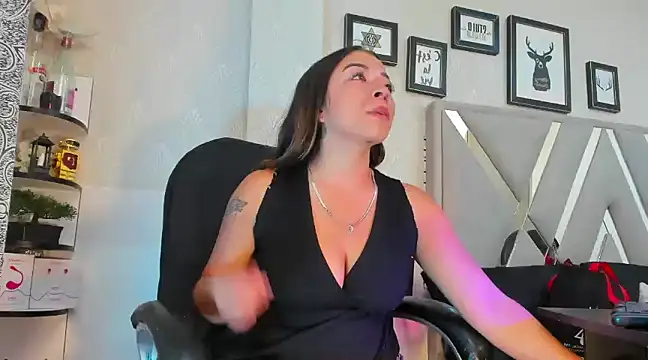 Snapshot of natacha__black_ chatting on January 25, 2025, 10:07 pm natacha black online show from January 25, 2025, 10:07 pm