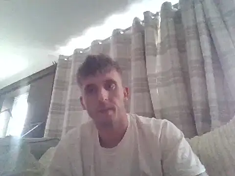 Snapshot of freddie90908 chatting on December 3, 2024, 10:50 am freddie90908 online show from December 3, 2024, 10:50 am
