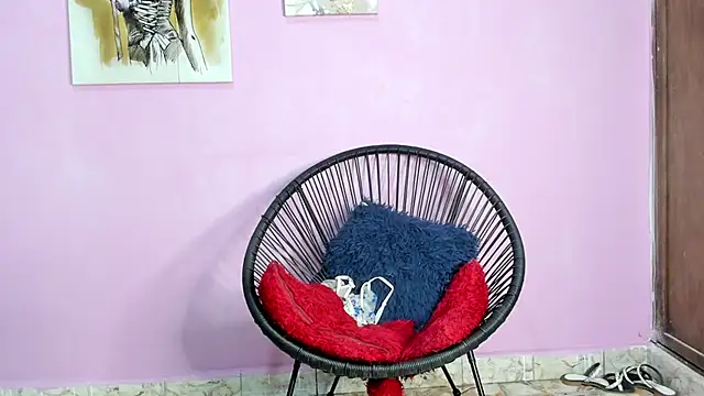 Snapshot of ZoeSmith6 chatting on January 14, 2025, 4:08 pm ZoeSmith6 online show from January 14, 2025, 4:08 pm