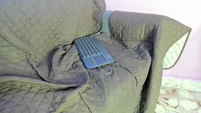 Snapshot of ZoeSmith6 chatting on January 30, 2025, 4:45 pm ZoeSmith6 online show from January 30, 2025, 4:45 pm