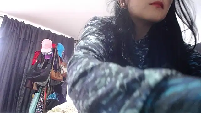 princehermosa44 online show from October 21, 2025, 9:26 pm