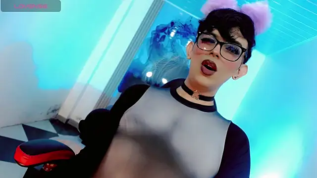 Alessa mullen online show from October 14, 2025, 4:13 am