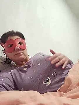 Vagabondainnamorata online show from March 21, 2025, 4:17 am