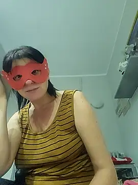 Vagabondainnamorata online show from November 10, 2025, 4:50 pm