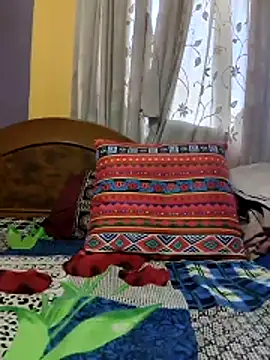 Snapshot of surabhi09 chatting on June 18, 2026, 12:42 pm surabhi09 online show from June 18, 2026, 12:42 pm
