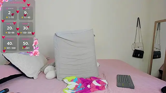 Snapshot of Hannah_Baileyy chatting on February 26, 2025, 12:36 pm Hannah Baileyy online show from February 26, 2025, 12:36 pm